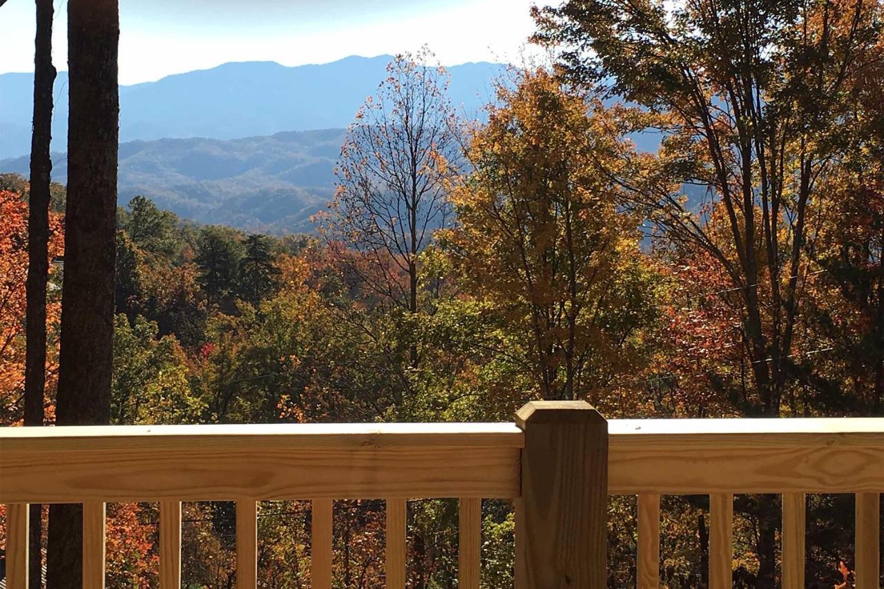 Panoramic-View Gatlinburg Cabin With Private Hot Tub Екстериор снимка
